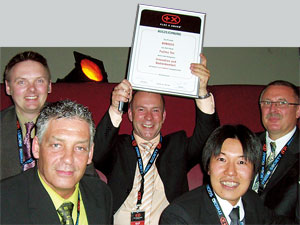 Roland Herbertz先生(中)